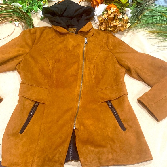 Ladies Coat🤎🖤 - Picture 3 of 8